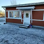 Relax, Heart Of Lapland, Near The River דירה *
